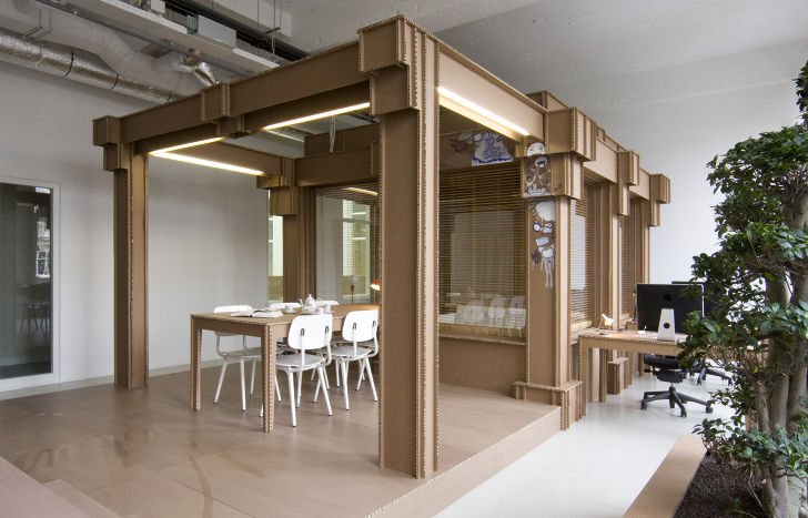 Oficina en Amsterdam hecha completamente de cartón1