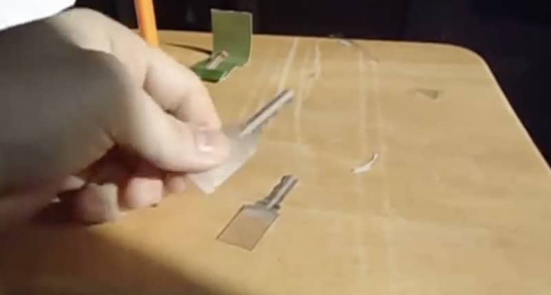Como hacer copia de una llave con una botella de plástico