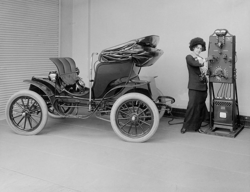 Los primeros coches eléctricos de la historia: 1880-1920