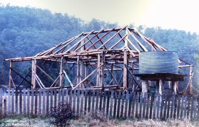 Jill Redwood construcción de su casa