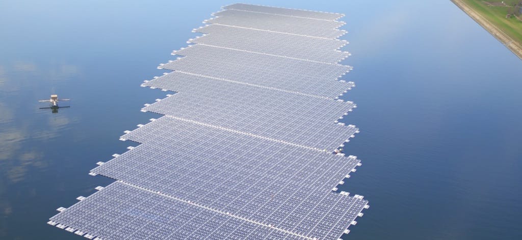 Hydrelio, sistema de granjas solares fotovoltaicas flotantes
