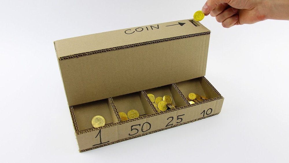 Cómo hacer un clasificador automático de monedas con cartón