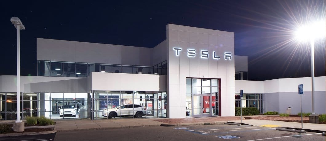Inaugurado el primer concesionario de Tesla en España