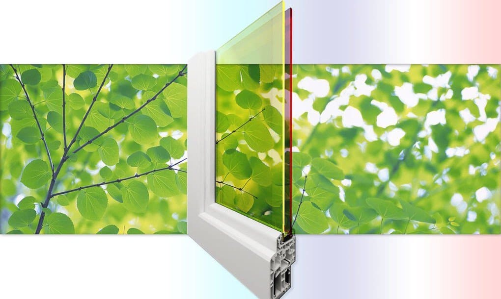 Una ventana solar de doble panel y triple uso: da sombra, aísla y genera energía