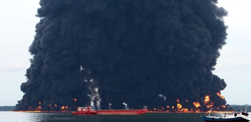 Derrame-petroleo-en-indonesia