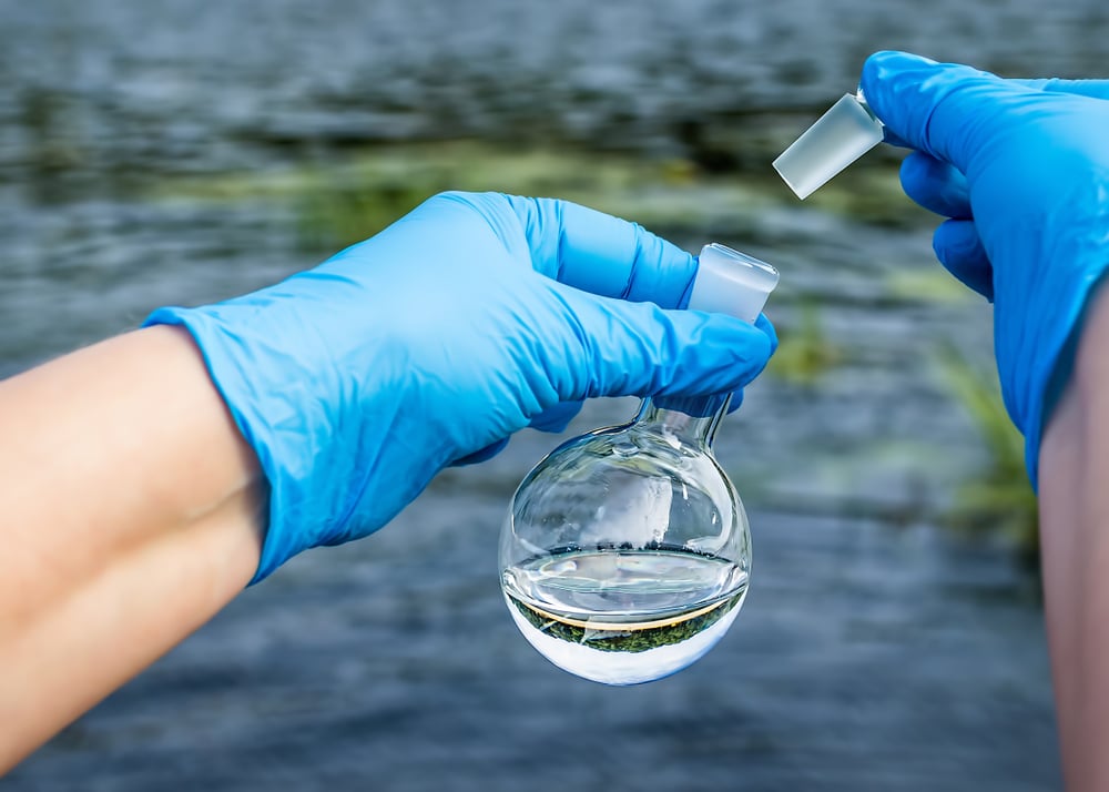 Nuevo estudio estima que 8.500 toneladas de antibióticos, casi un tercio de lo que la gente consume anualmente, terminan en ríos de todo el mundo