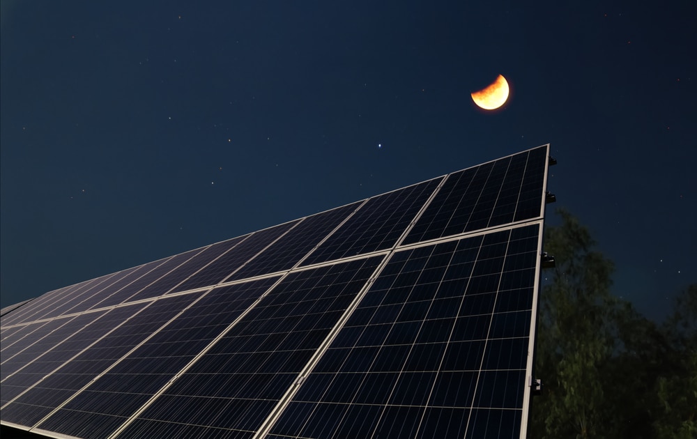 ¿Usar energía solar por la noche? Las baterías termoeléctricas se encargan de ello
