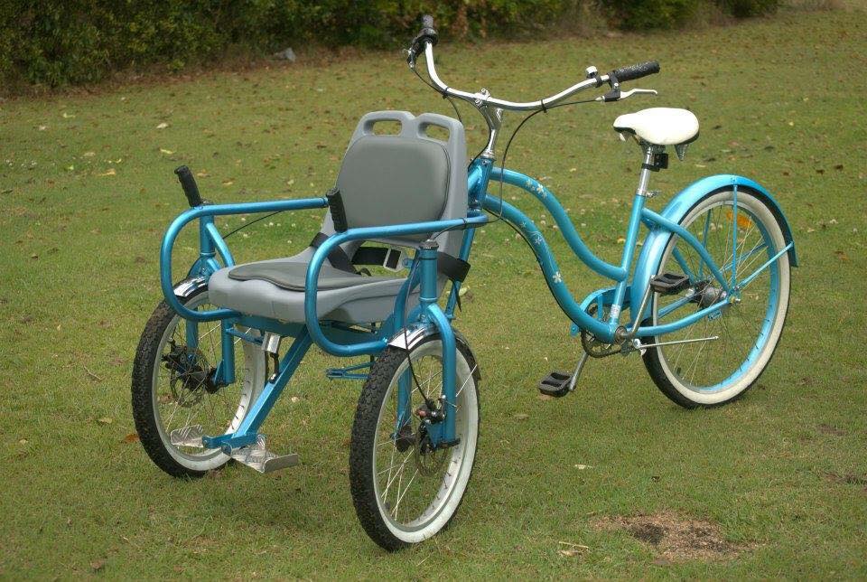 Bikechair, la bicicleta diseñada para pasear con personas con movilidad limitada, una historia inspiradora