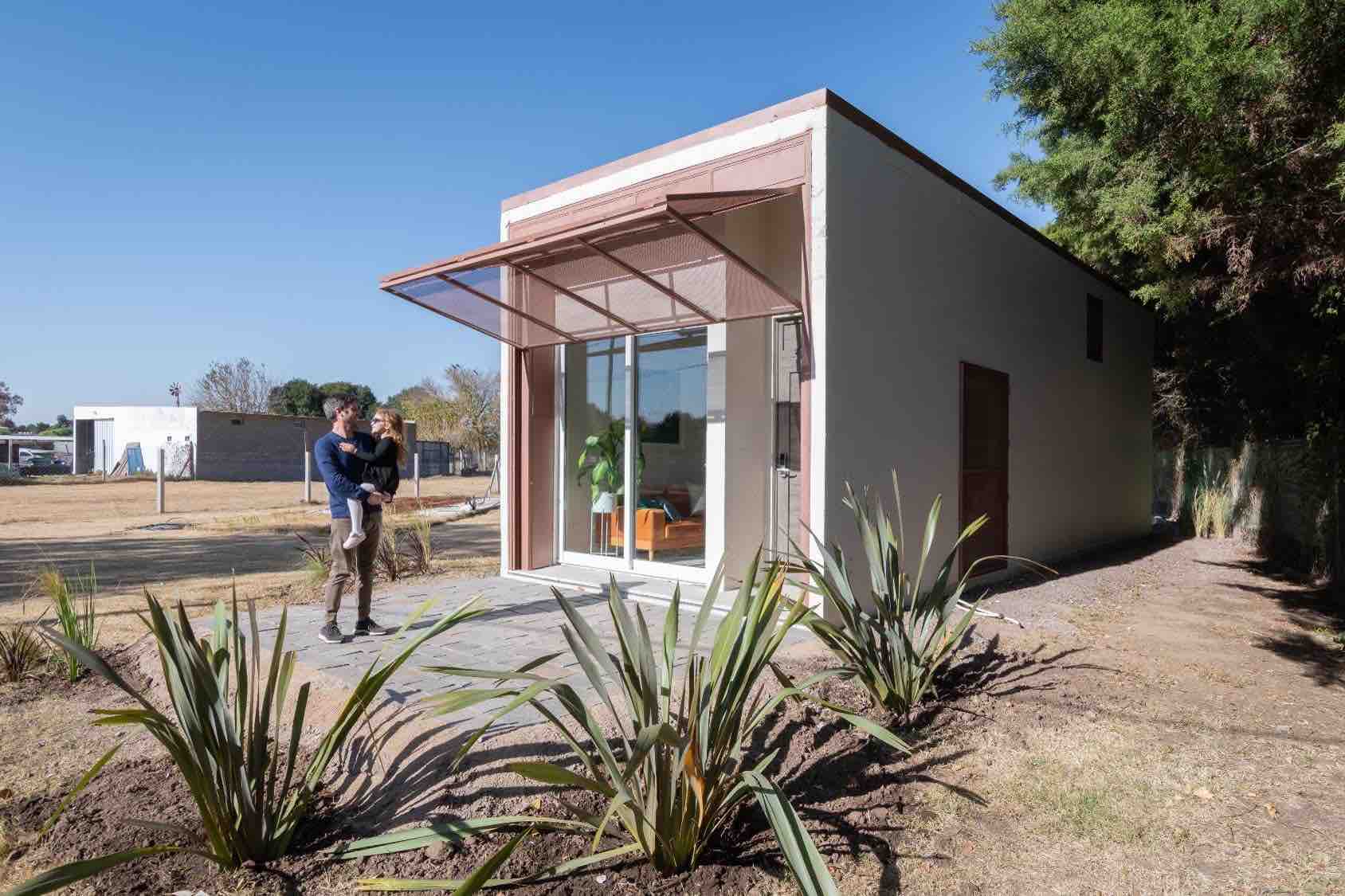 Kanga: Pequeña casa prefabricada ideal para vivir en el campo y convivir  con la naturalez…