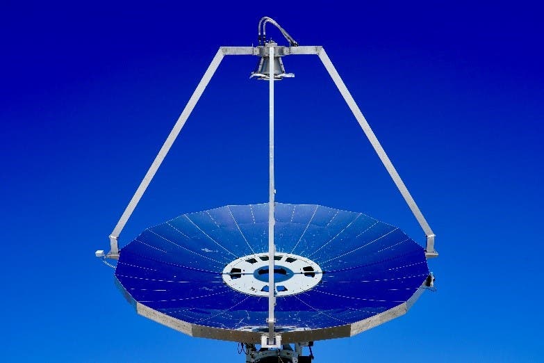 Solarflux FOCUS, el concentrador parabólico que convierte más del 70% de la energía solar en calor disponible