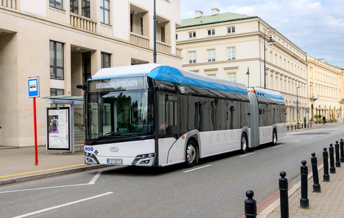 Solaris Urbino 18 de hidrógeno: 350 km de autonomía y capacidad para 140 pasajeros