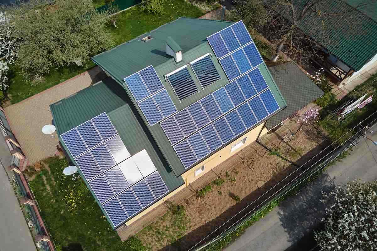 Qué es y cuales son las ventajas del autoconsumo solar fotovoltaico doméstico