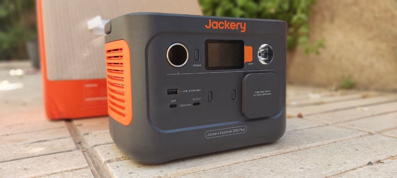 Jackery Generador Solar 300 Plus: batería y panel solar: todo en uno
