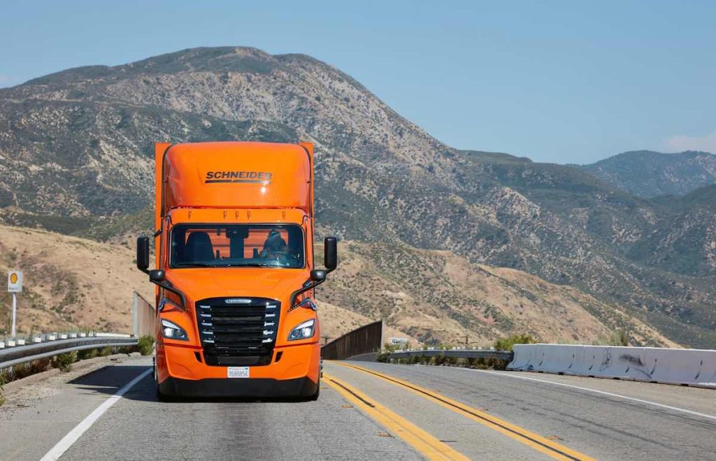 California tendrá la estación de carga eléctrica para camiones más grande  de EU