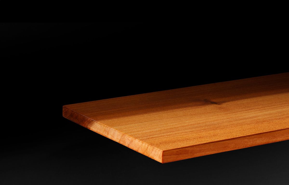 Startup estadounidense crea supermadera ignífuga y ultrarresistente para sustituir hormigón o acero, 10 veces más fuerte que la madera convencional